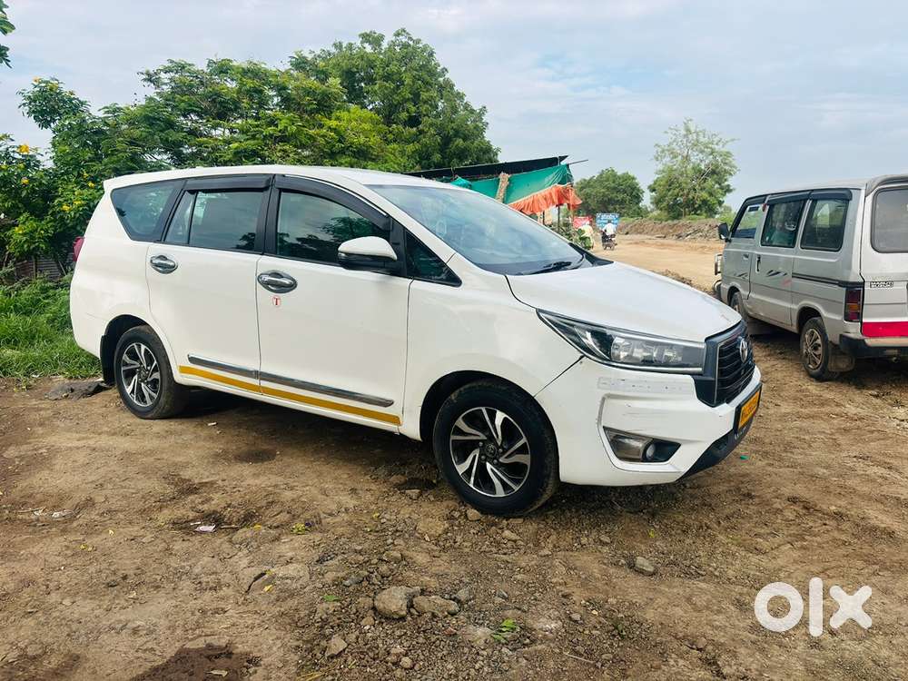 Toyota Innova Crysta 2018
