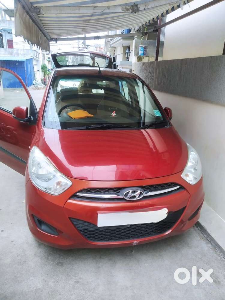 Hyundai Car Manual 2012
