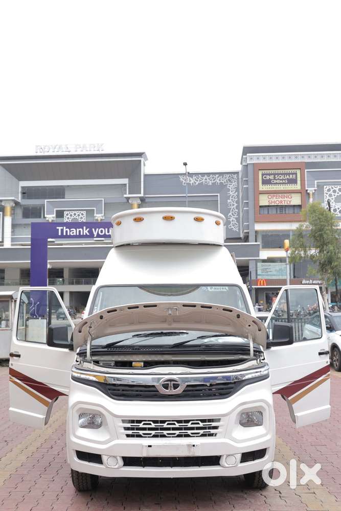 Tata Winger Deluxe - Hi Roof (ac), 2023, Diesel