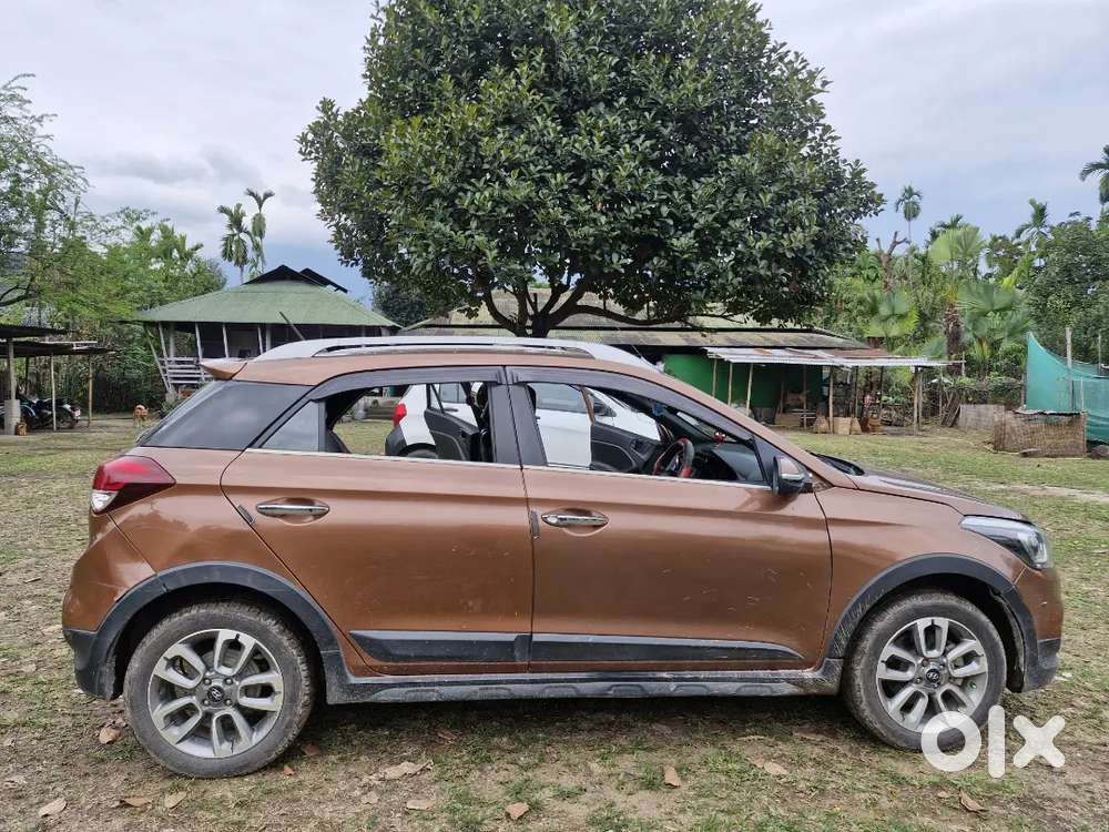 Hyundai I20 Active 2017 Selling Emergency