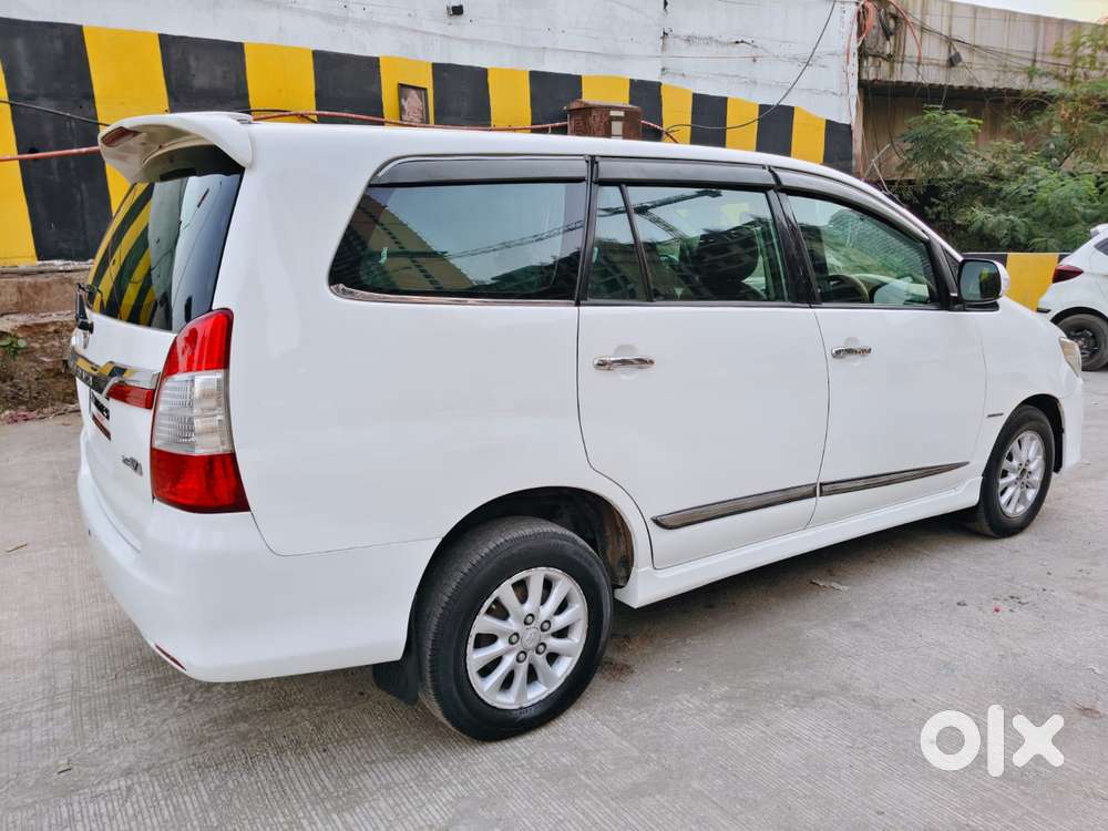 Toyota Innova 2.5 V 8 Str, 2015, Diesel