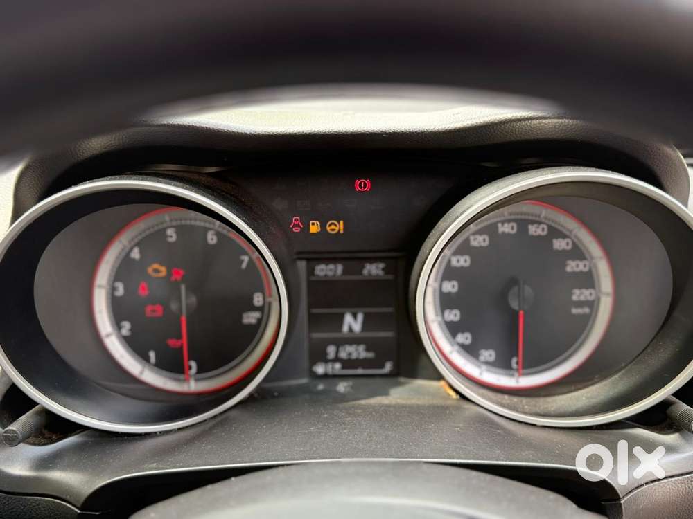 Maruti Suzuki Swift Vvt Vxi, 2021, Petrol