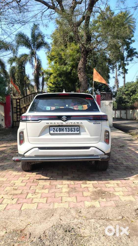 Maruti Suzuki Grand Vitara Smart Hybrid Alpha, 2024, Petrol