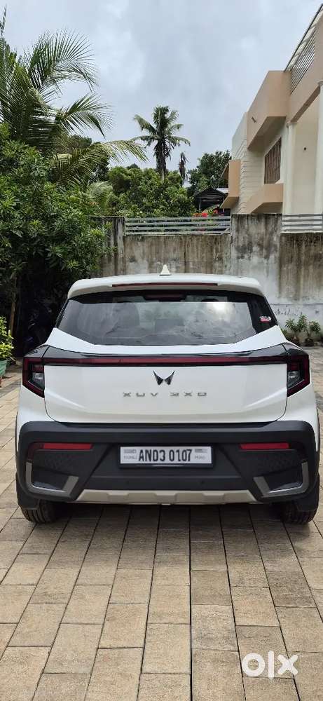 Mahindra Xuv 3xo Mx1 2024 Petrol 10516 Km Driven