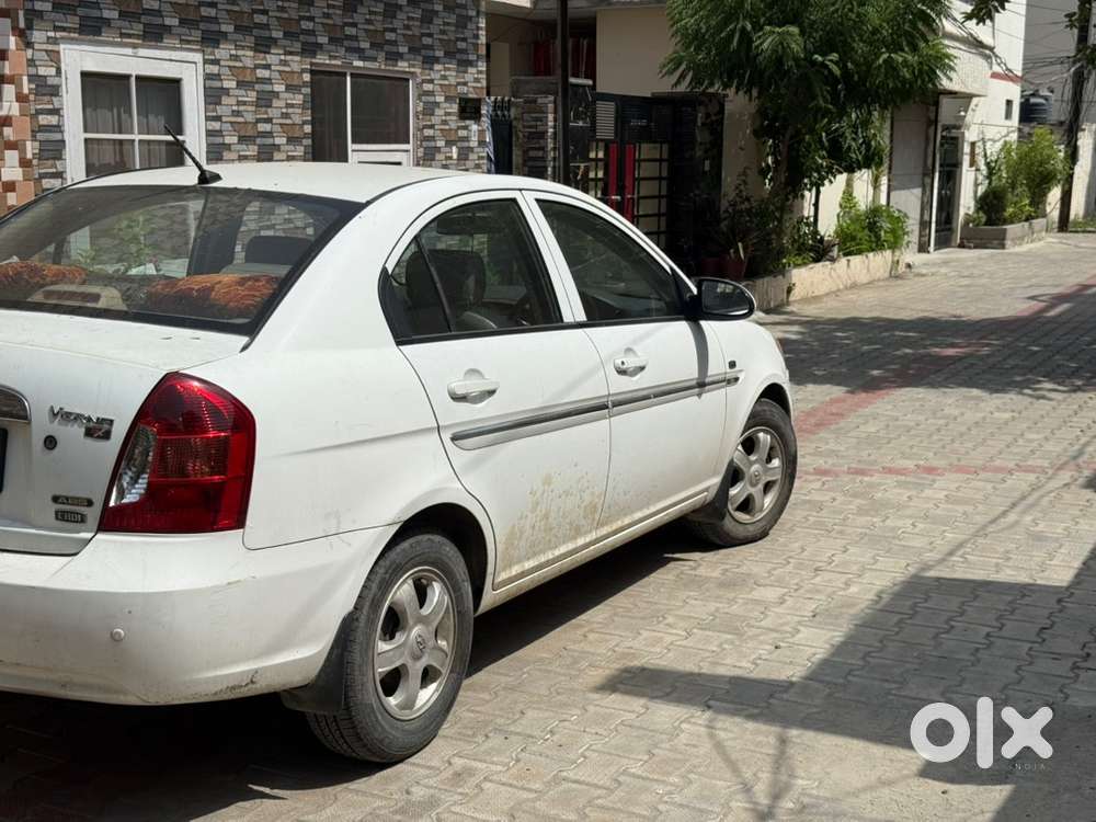 Hyundai Verna 2010