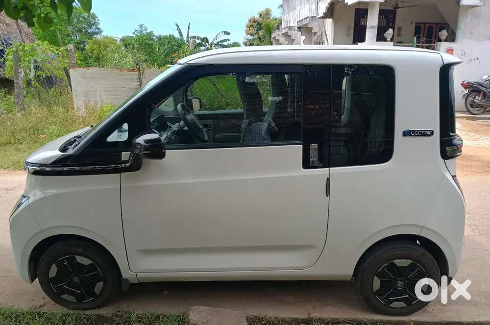 Mg Comet Ev Pace 2023 & Suzuki Celerio Vxi 2019, 128000kms Rs 390000