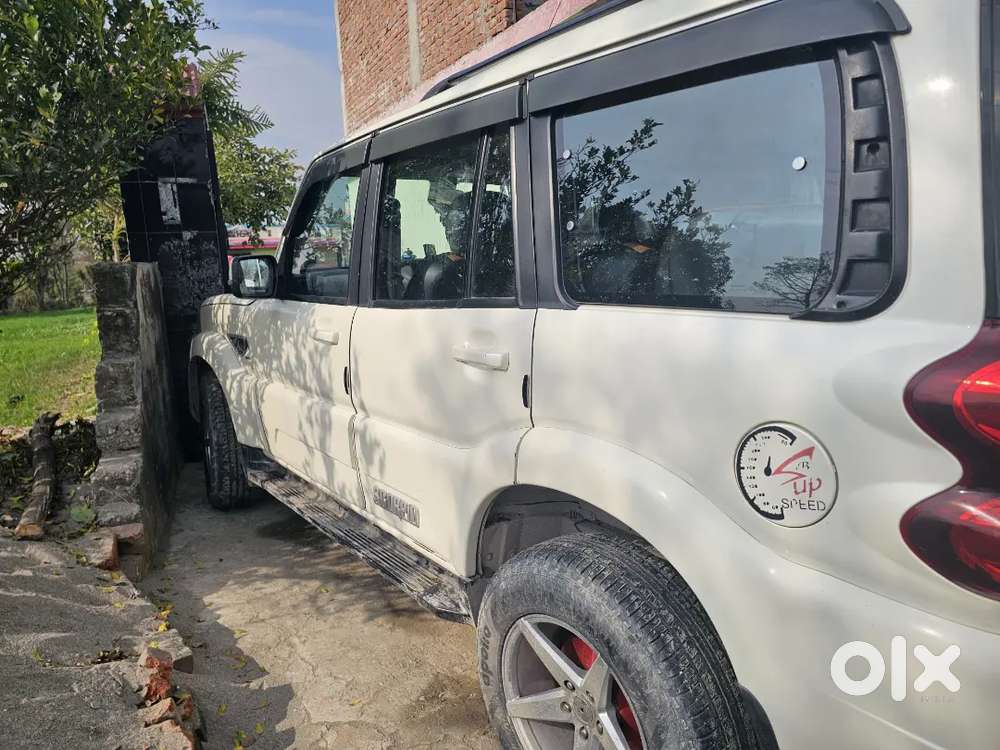 Mahindra Scorpio 2018 Diesel Manual