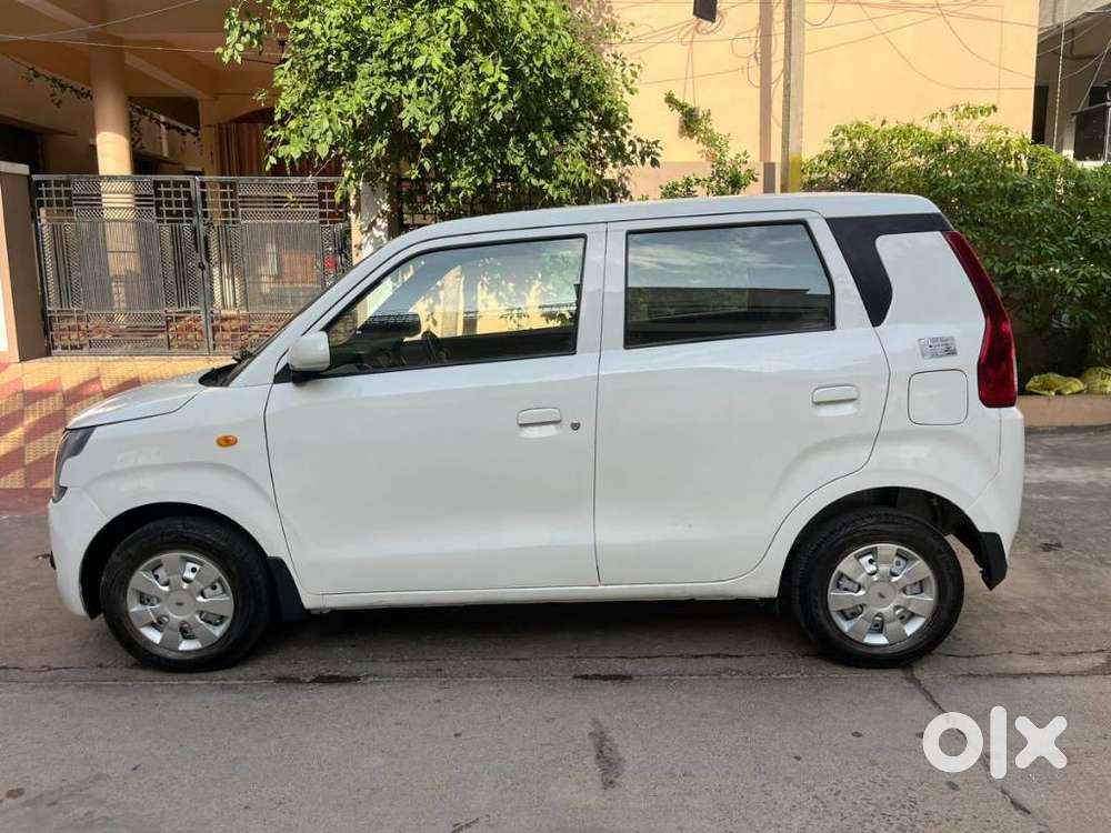 Maruti Suzuki Wagon R 1.2 Vxi, 2022, Petrol