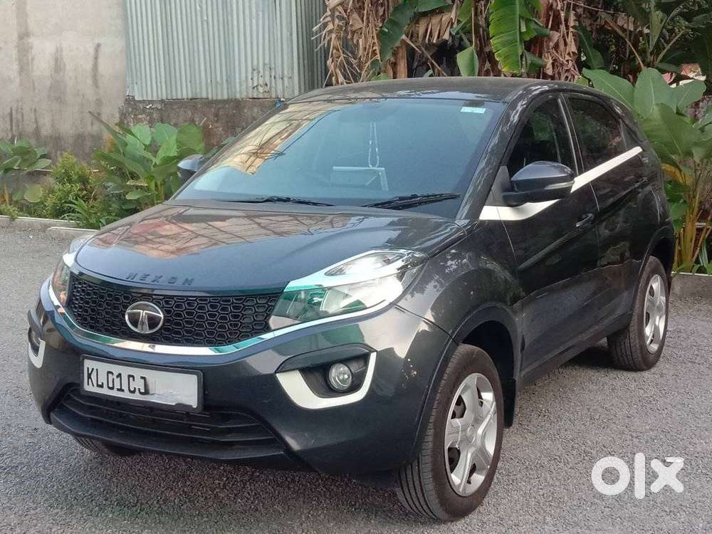 Tata Nexon 1.2 Revotron Xm (s), 2018, Petrol
