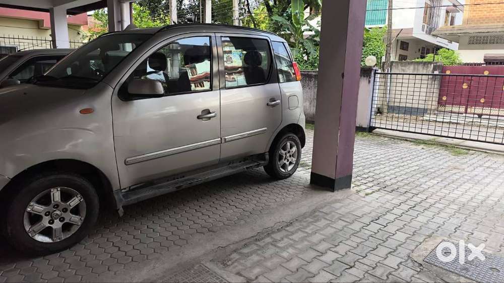 Mahindra Quanto