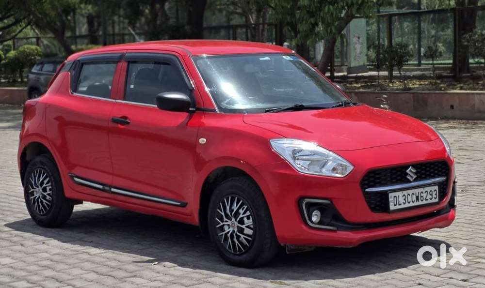 Maruti Suzuki Swift 1.2 Lxi (o), 2022, Petrol