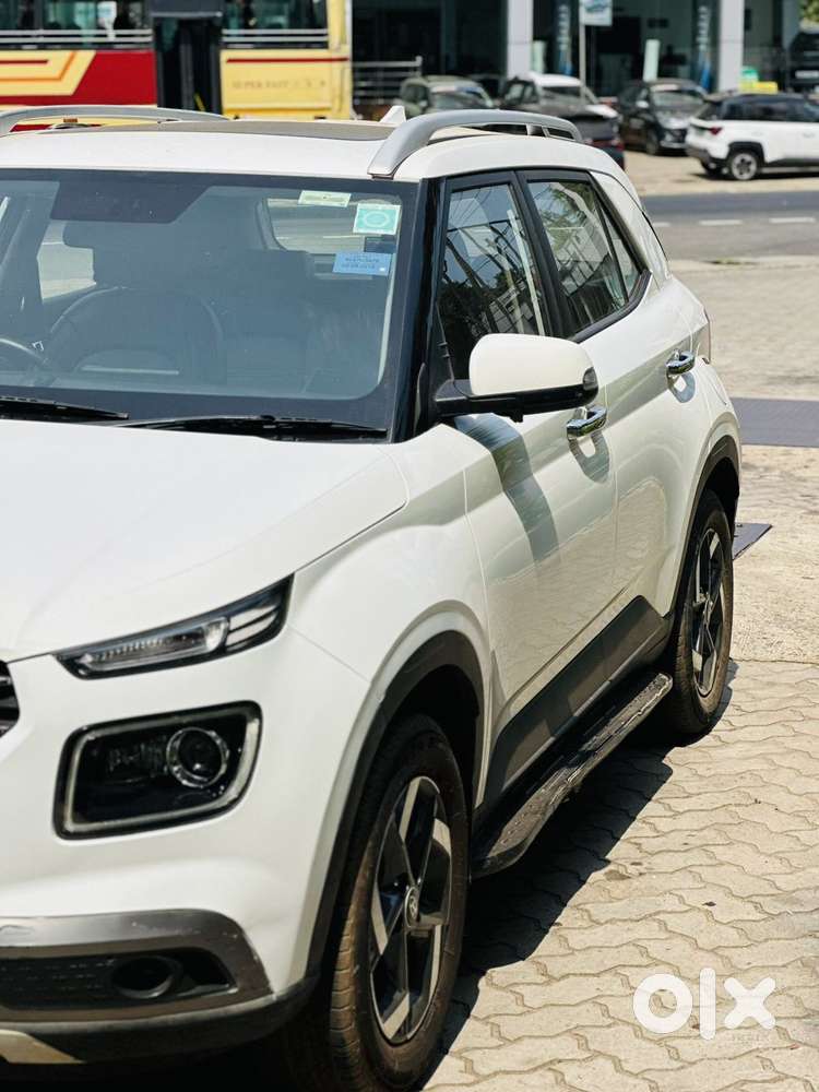 Hyundai Venue 1.0 Sx Turbo Dct, 2019, Petrol