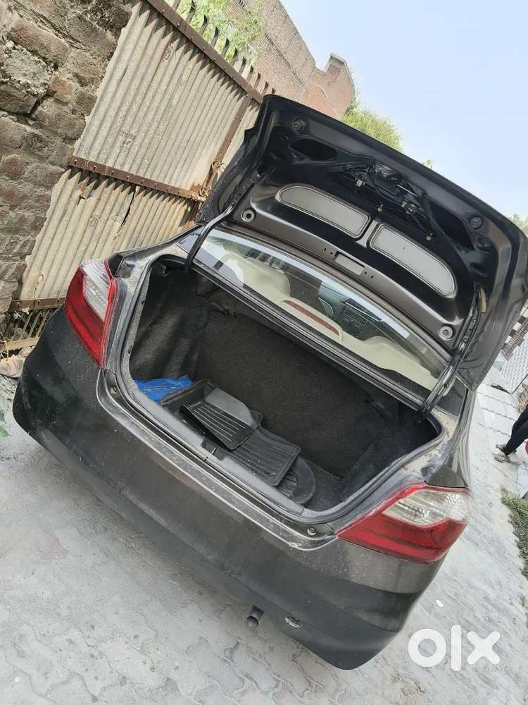 Honda Amaze All Tyre New Very Less Use