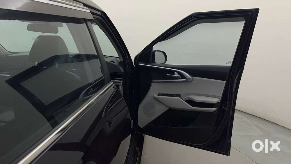 Kia Carens 1.4 Prestige Plus Turbo 7 Str, 2022, Petrol