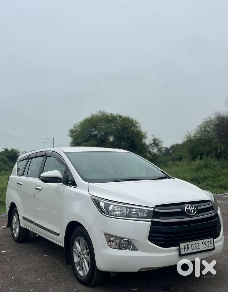 Toyota Innova Crysta 2.4 G Plus Mt 8 Str, 2020, Diesel