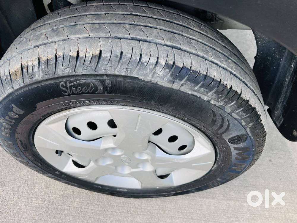 Mahindra Xuv300 W4, 2022, Petrol