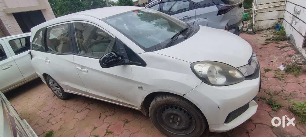 Honda Mobilio Diesel Mt 2015