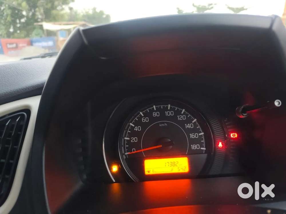 Maruti Suzuki Wagon R Vxi 1.0, 2022, Petrol