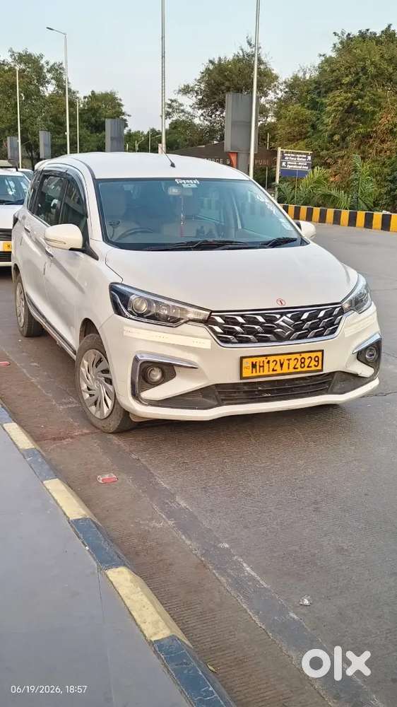 Maruti Suzuki Ertiga 2023 Yellow Number Plate