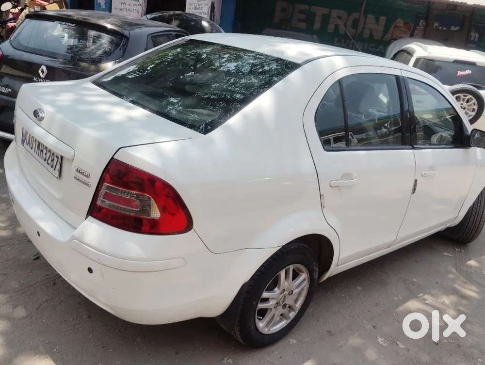 Ford Fiesta 2011 Diesel 105000 Km Driven