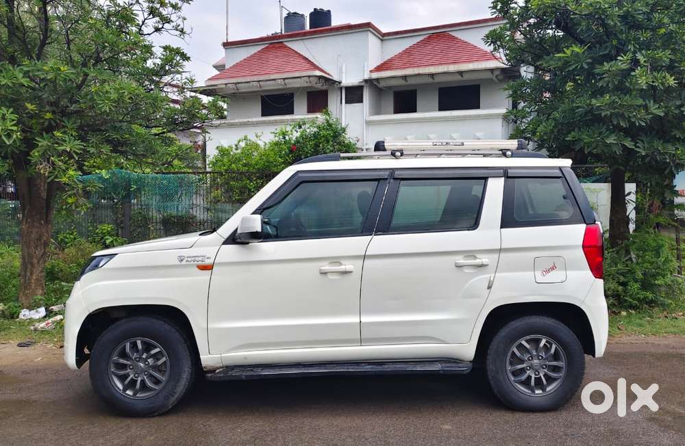 Mahindra Tuv 300 T10, 2018, Diesel