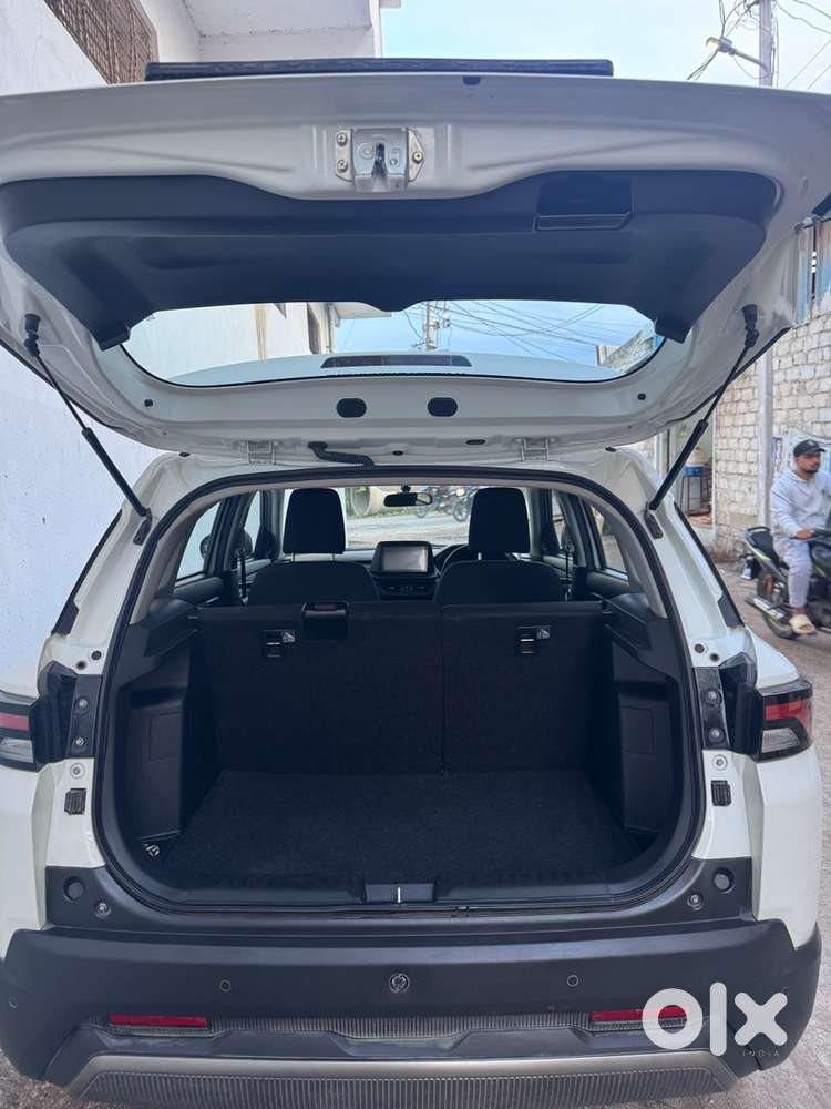 Maruti Suzuki Brezza 2025