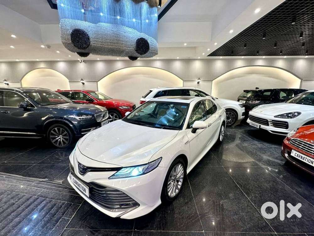 Toyota Camry 2.5 Hybrid, 2021, Petrol