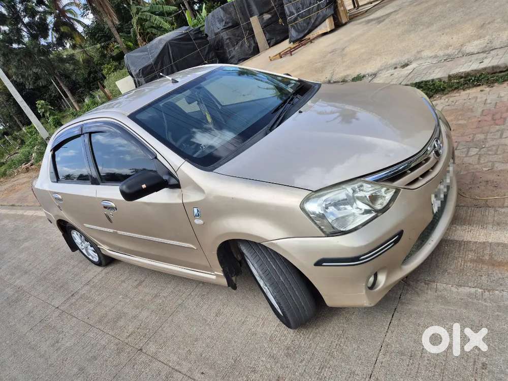 Toyota Etios 2011 Petrol 124000 Km Driven