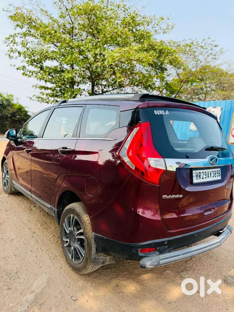 Mahindra Marazzo