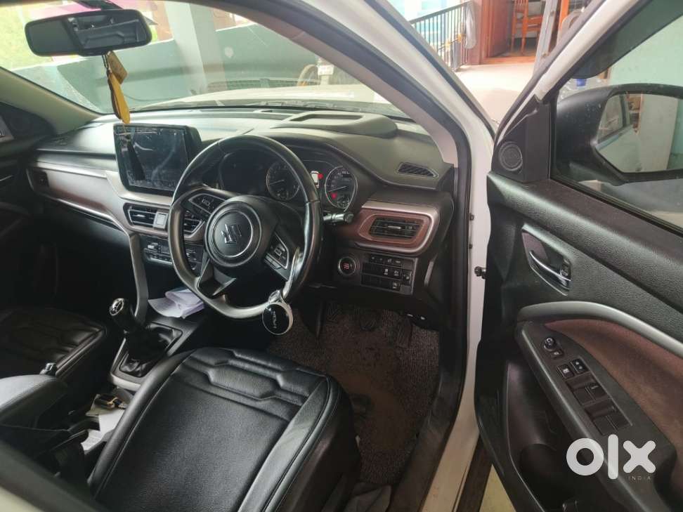 Maruti Suzuki Brezza Zxi Plus Smart Hybrid, 2023, Petrol