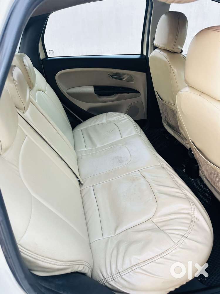 Fiat Linea 2012-2014 1.4 Emotion, 2010, Petrol