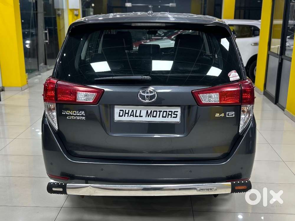 Toyota Innova Crysta 2021