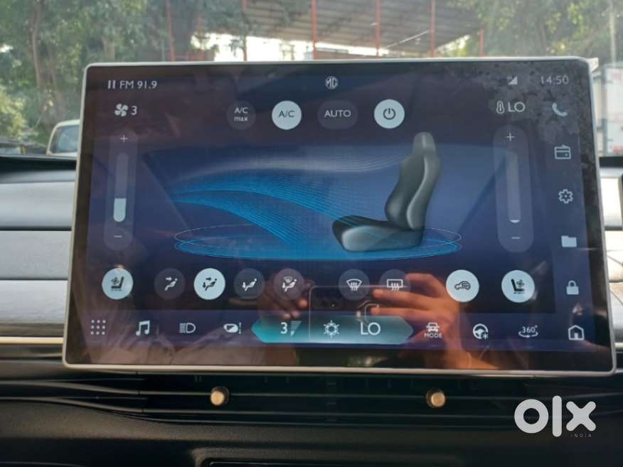 Mg Windsor Ev Essence, 2024, Electric