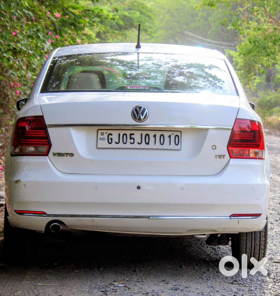 Volkswagen Vento 1.2 Tsi Highline At, 2016, Petrol