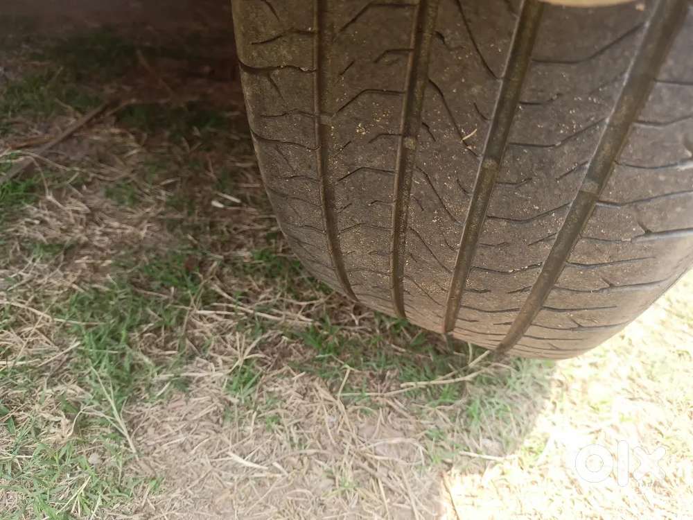 Hyundai New Venue 2020 Diesel 180000 Km Driven, Top