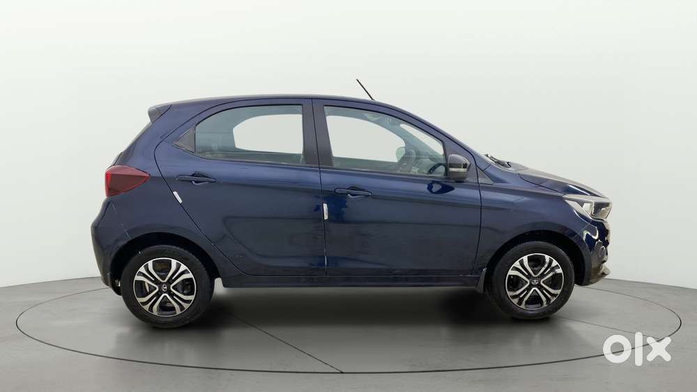 Tata Tiago 1.05 Revotorq Xt, 2023, Petrol