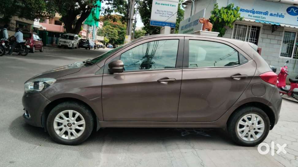 Tata Tiago 1.2 Revotron Xza, 2018, Petrol