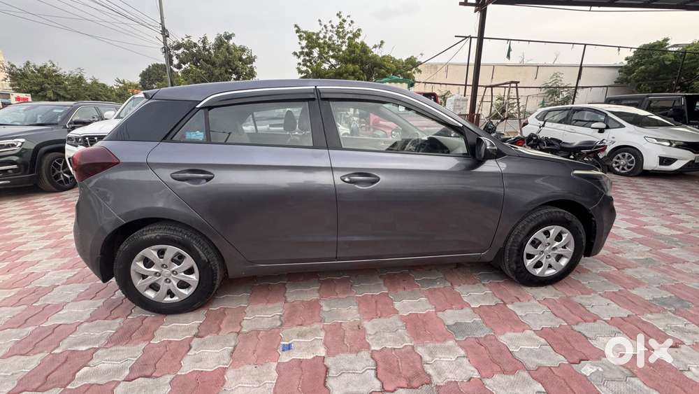 Hyundai I20 Sportz 1.2, 2018, Cng & Hybrids