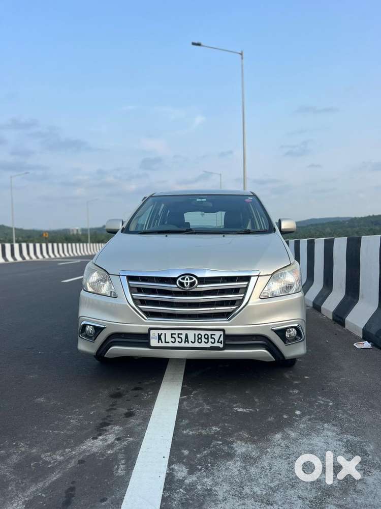 Toyota Innova Diesel 2014
