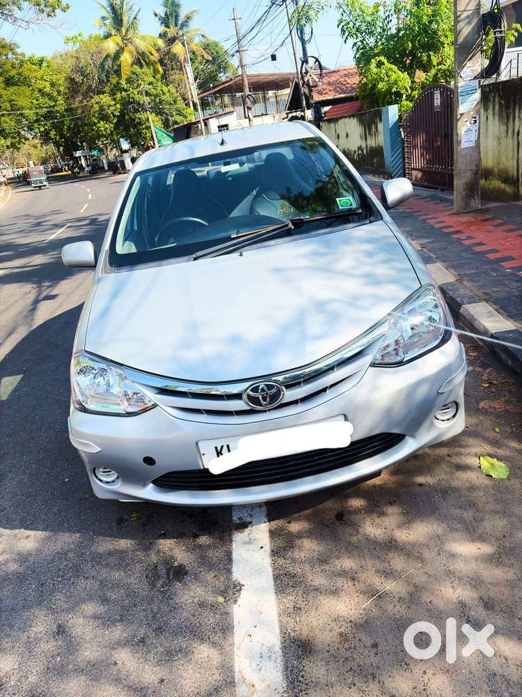 Toyota Etios G Exclusive, 2011, Petrol