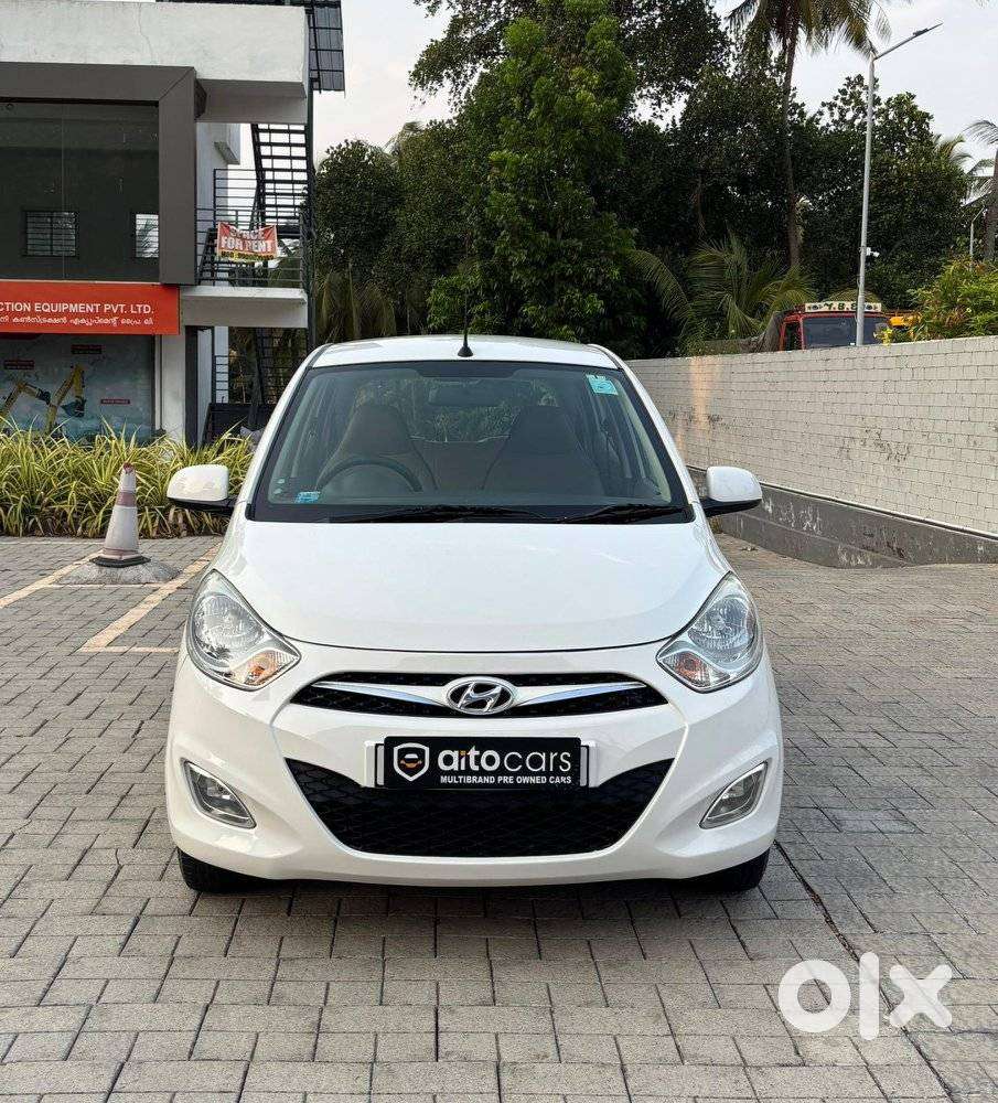 Hyundai I10 Sportz, 2016, Petrol