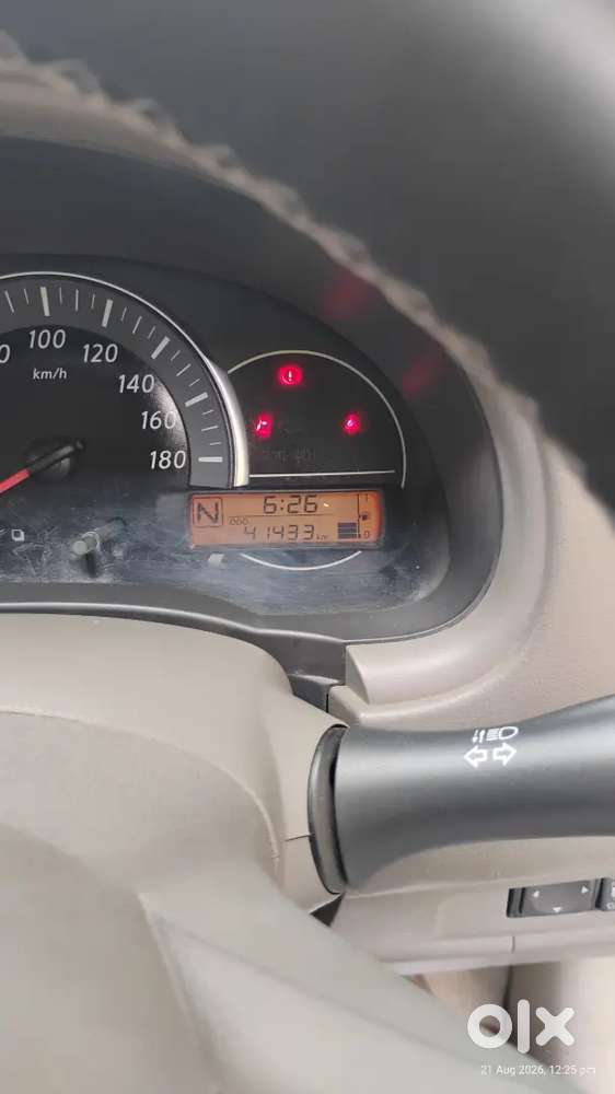 Nissan Micra Automatic 2013 Variant