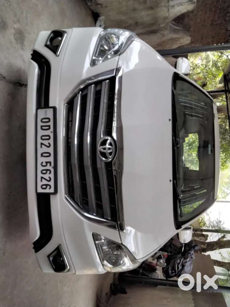 Toyota Innova 2.5 Vx 2014