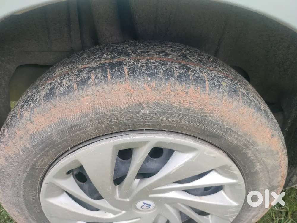 Maruti Suzuki Ertiga Vxi 2024