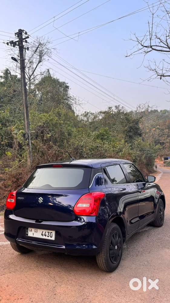 Maruti Suzuki Swift Vxi + Manual, 2018, Petrol
