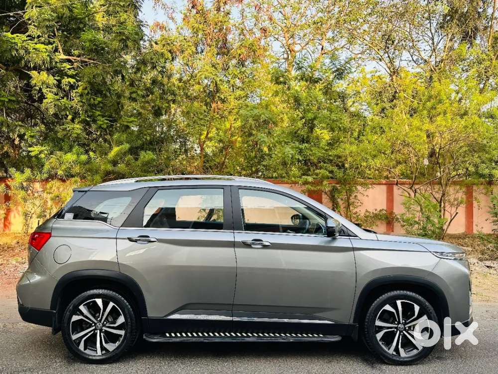 Mg Hector Plus Sharp Pro 1.5 Turbo Petrol Cvt 7 Str, 2024, Petrol