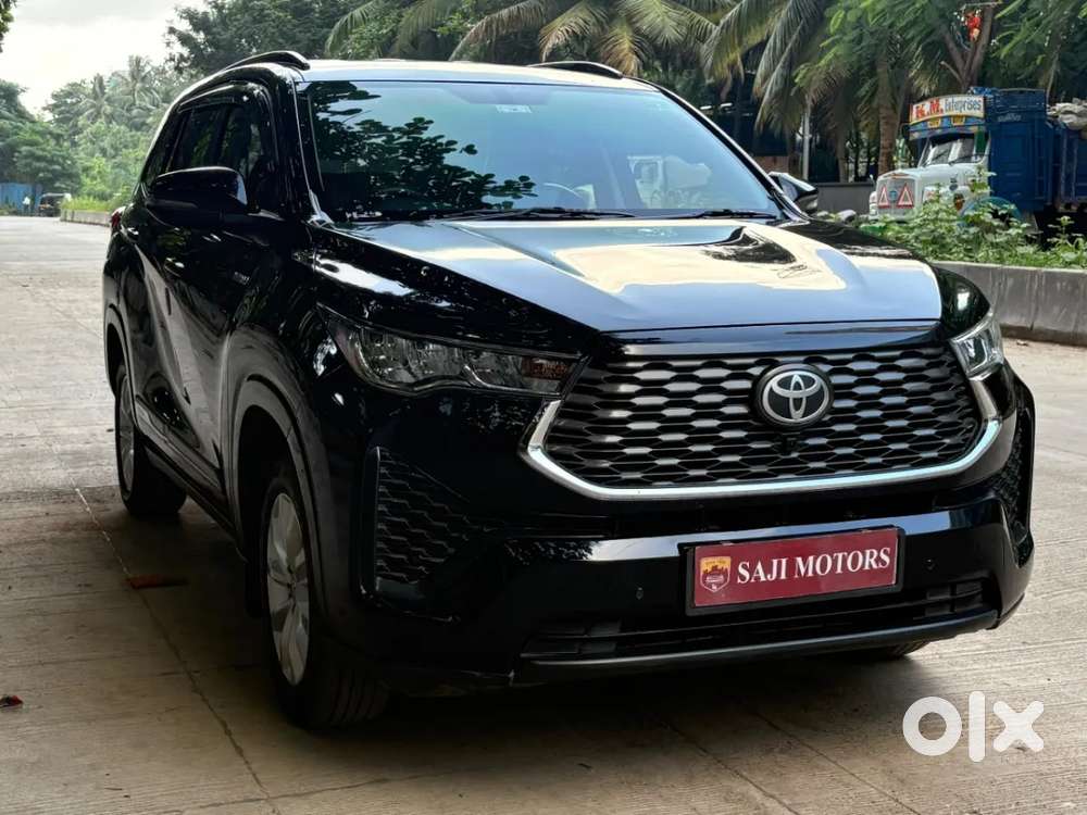 Toyota Innova Hycross 2.0 Vx Hybrid 8 Str, 2023, Petrol