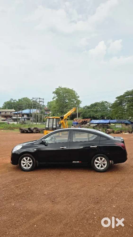 Mint Condition Nissan Sunny Diesel 2012 2nd Owner