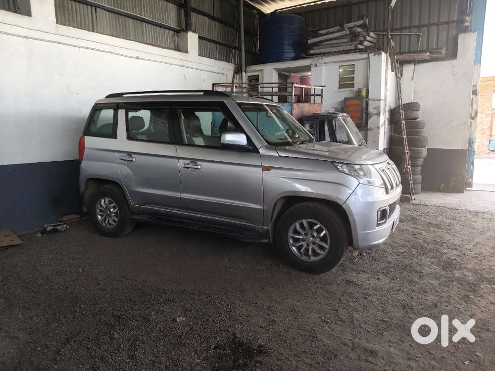 Mahindra Tuv 300 2017
