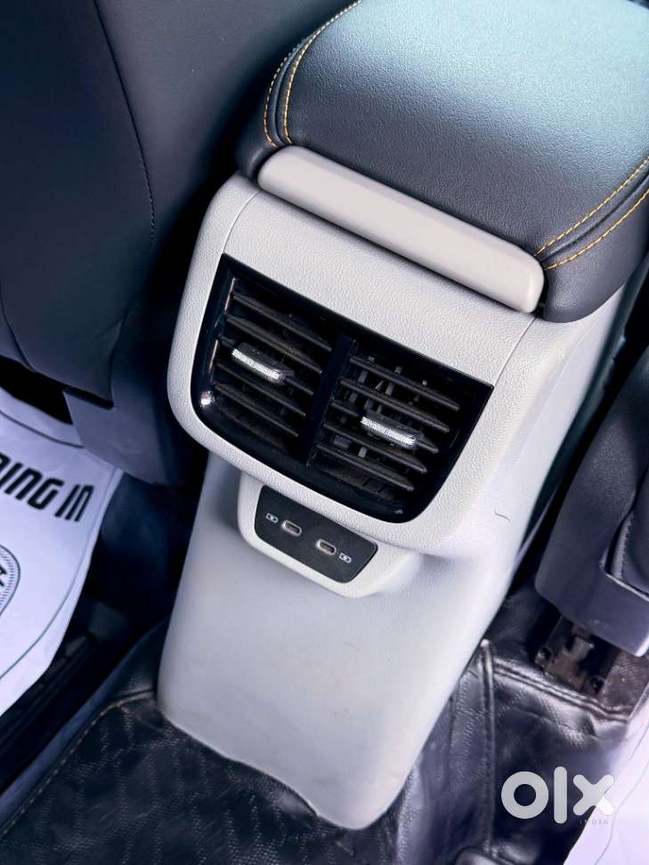 Skoda Kushaq 1.0 Tsi Style, 2024, Petrol